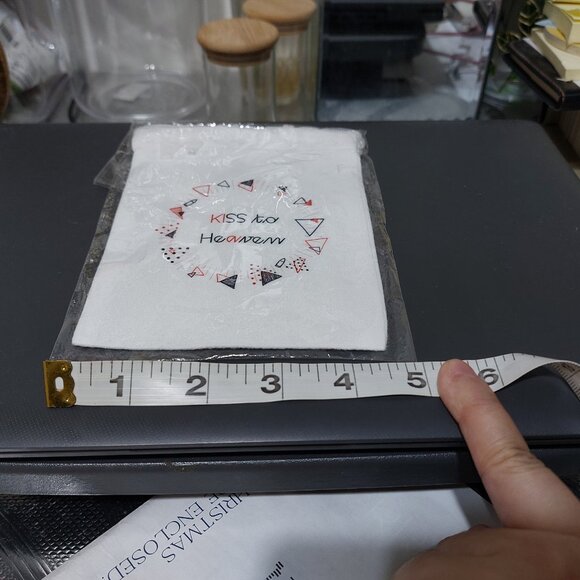 Small Mostly White KISS TO HEAVEN Drawstring Bag Practical Mini Bags - Picture 4 of 6